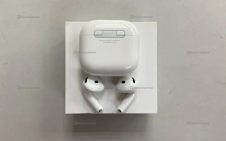 Наушники Apple AirPods 4