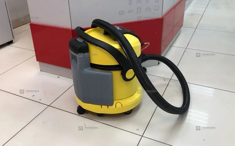 Пылесос Моющий Karcher SE4002