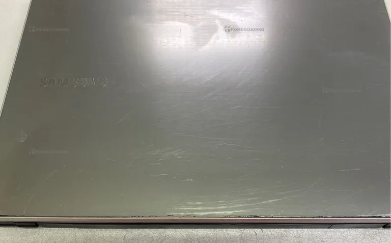 Ноутбук  Samsung np300v5a