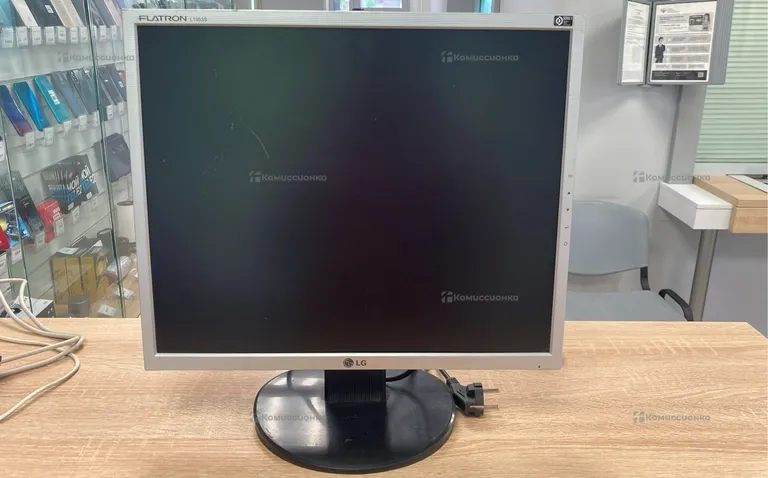 Монитор LG Flatron L1953sf