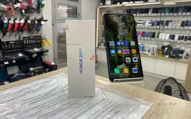 Honor 20 lite 4/128