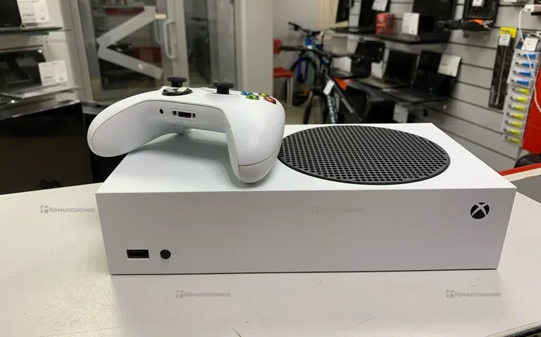 Приставка Xbox Series S 512 ГБ