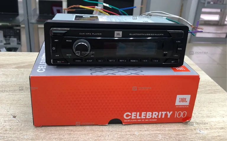 Автопроигрыватель JBL Celebrity 100