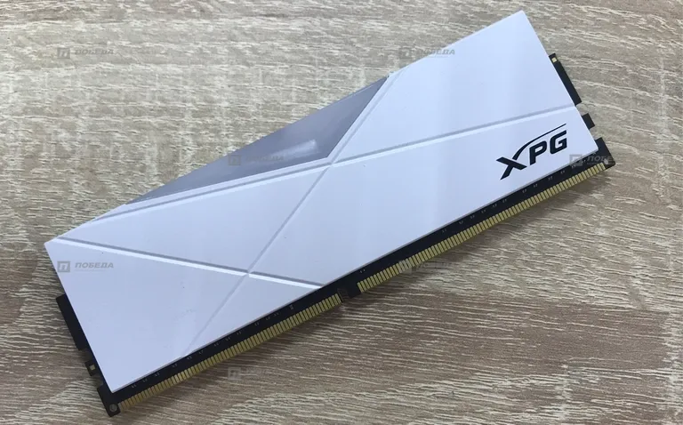 Оперативная память DDR4 8GB XPG