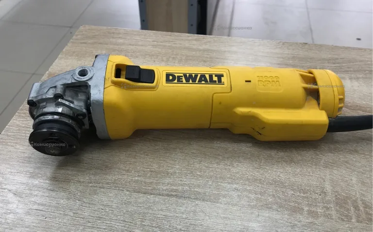 УШМ dewalt DWE4205