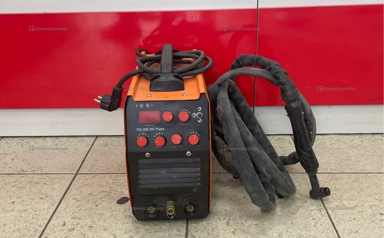 Сварочный аппарат FoxWeld TIG 205 DC Pluse