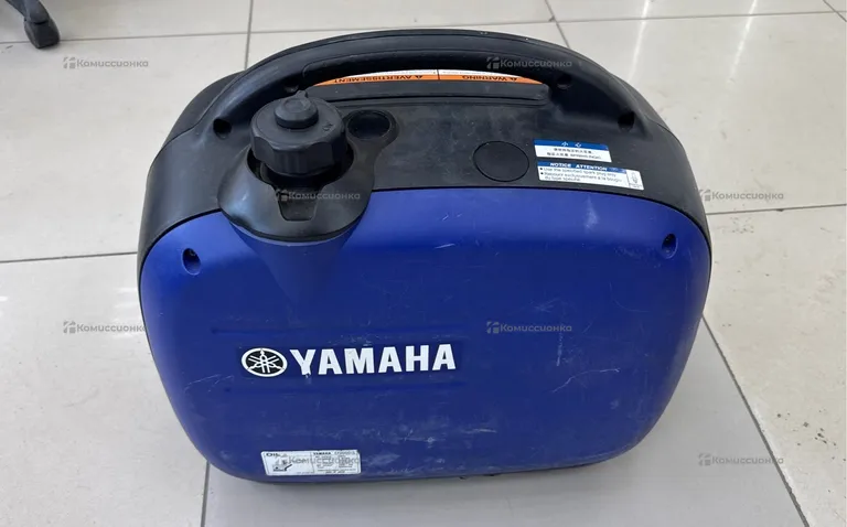 Бензиновая электростанция YAMAHA EF2000iS