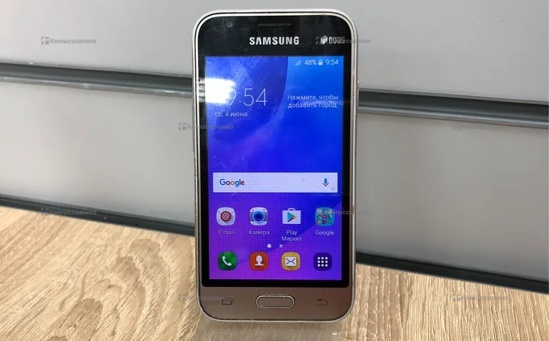 Samsung Galaxy J1 Mini SM-J105H