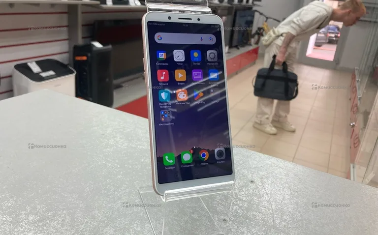 Oppo a83 6/128
