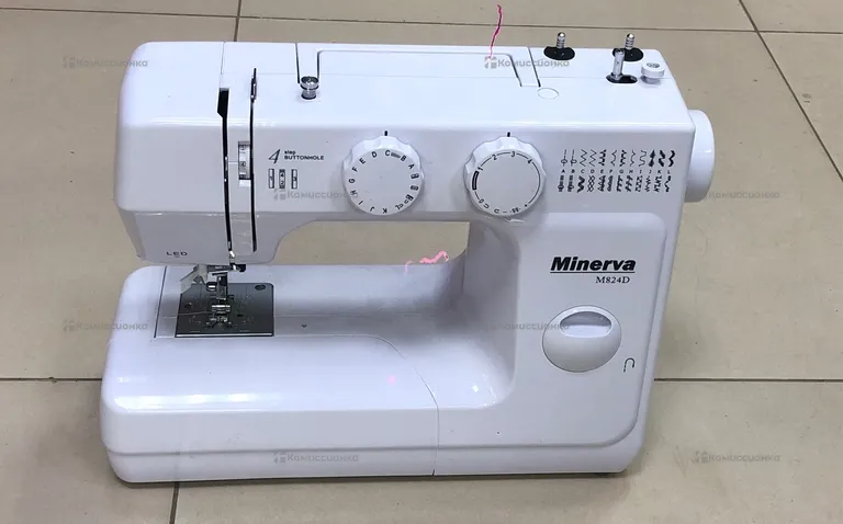 Швейная машина  minerva m824d