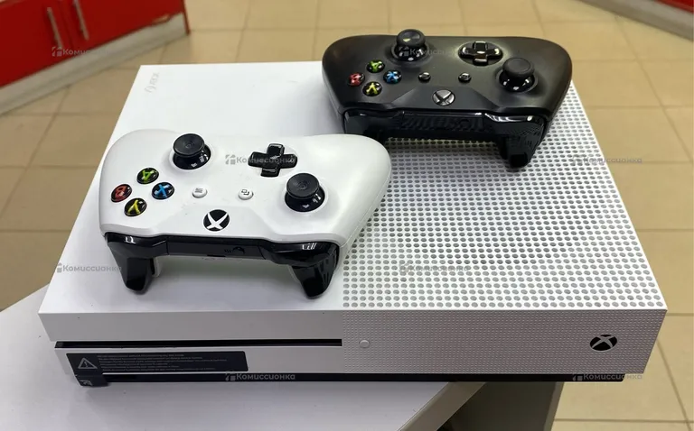 Приставка Xbox One S 512 GB