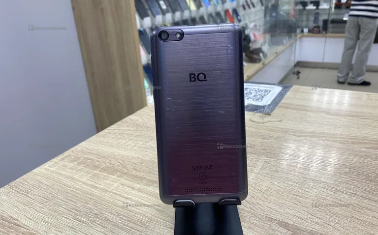 BQ Strike P 8 ГБ