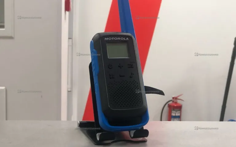 Рация Motorola TalkaBout