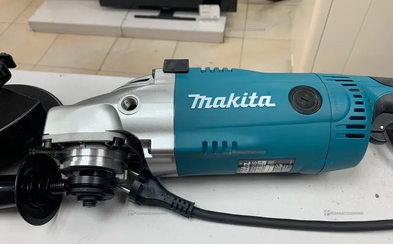 УШМ makita GA7020SF