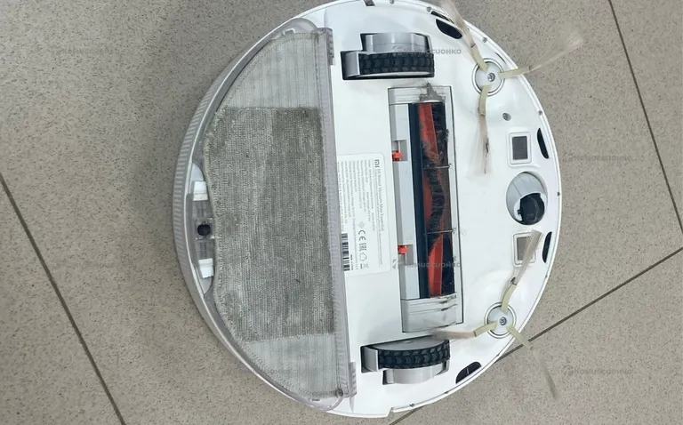 Робот пылесос Xiaomi Mi robot vacuum mop essentia
