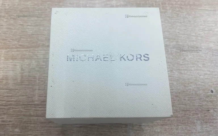 Часы  Michel cors MK-3903