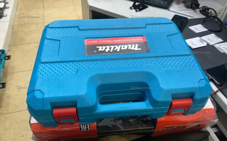 шуруповерт бесщеточный Makita 48V