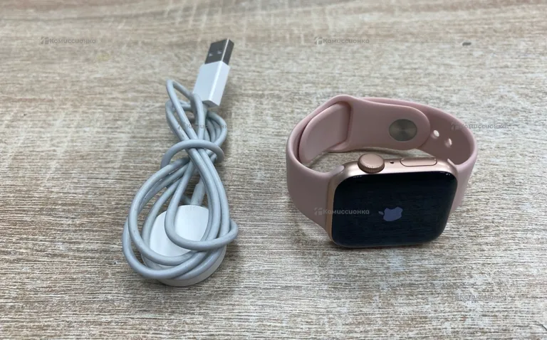 Часы Apple Watch SE (gen1)