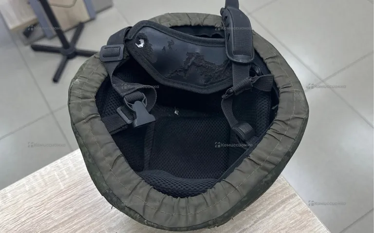 Защитный шлем