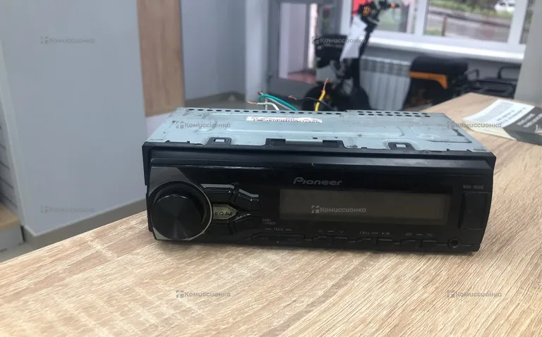 Автомагнитола Pioneer MVH-180UB