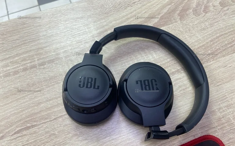 Наушники JBL TUNE 770NC