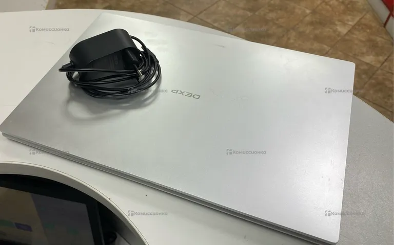 Ноутбук Dexp C15-ICW300