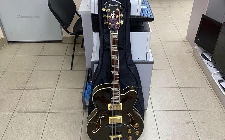 Гитра Ibanez Artcore AF95