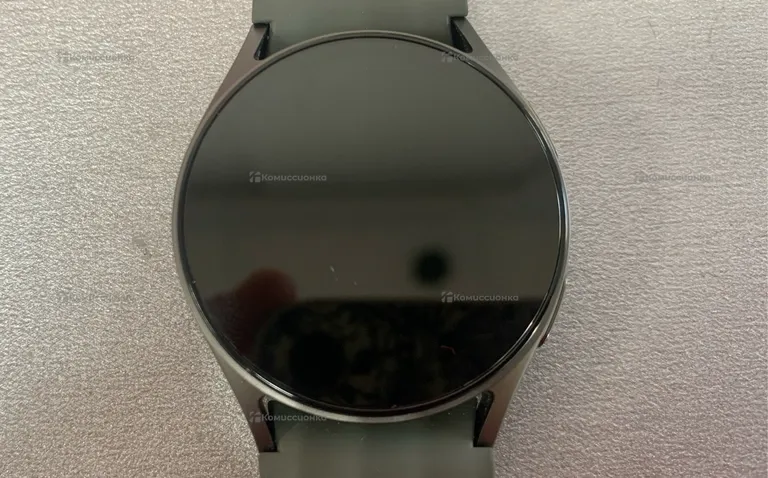 Часы  Samsung Galaxy Watch 7 40m