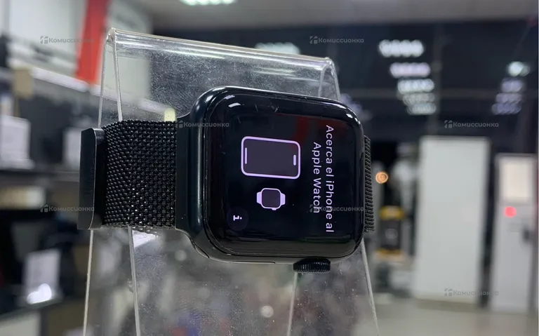 Часы  Apple Watch SE 2