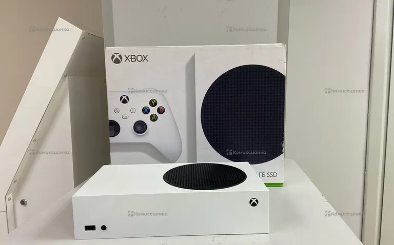Приставка Xbox Series S 512 ГБ