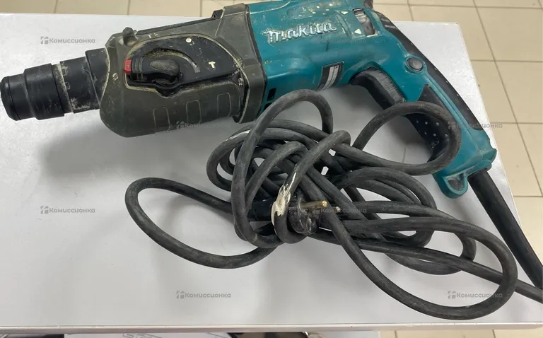 перфаратор makita HR2470