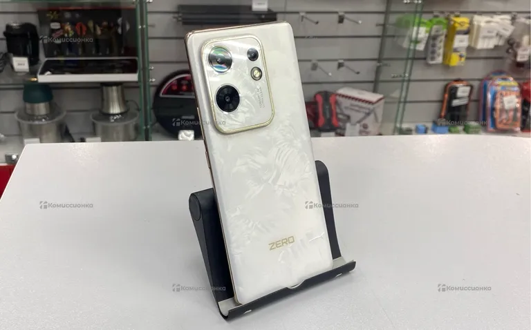 Infinix Zero 30 8/255