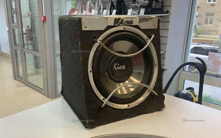Сабвуфер  Kicx LCQ-300BA