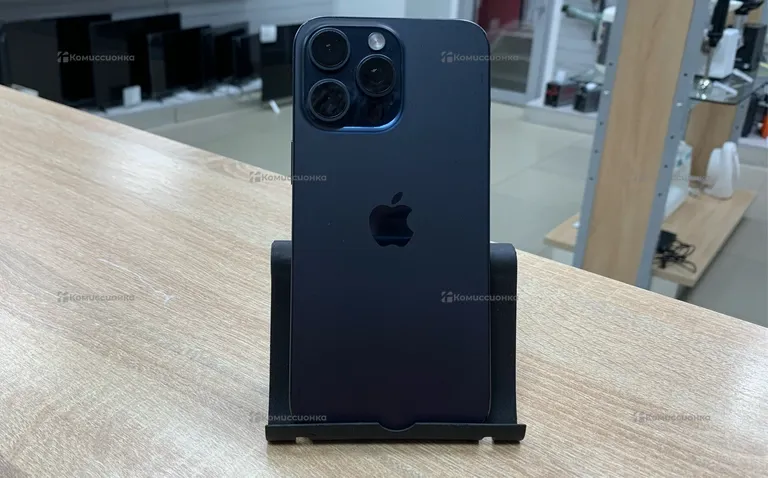 Apple iPhone 15 pro max 256 eSIM