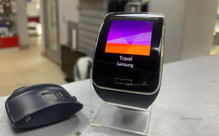 Часы Samsung S Gear