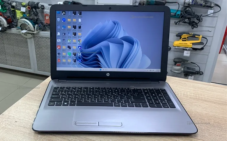 Ноутбук  hp 3165