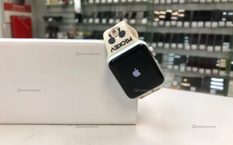 Часы Apple Watch 3 38mm