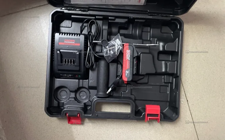 Аккумуляторный шуруповерт CROWN BL CT21090HMX-2 BMC