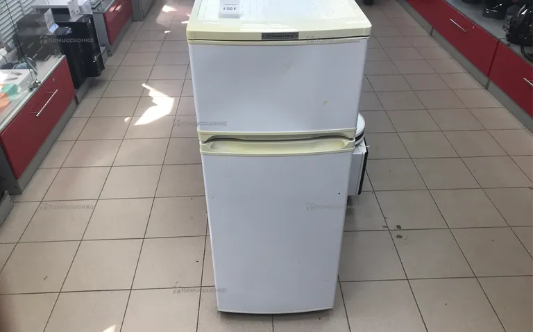 Холодильник Саратов