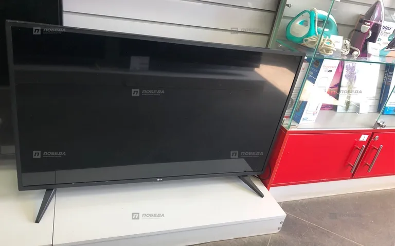 Телевизор LG 43UN70006LA