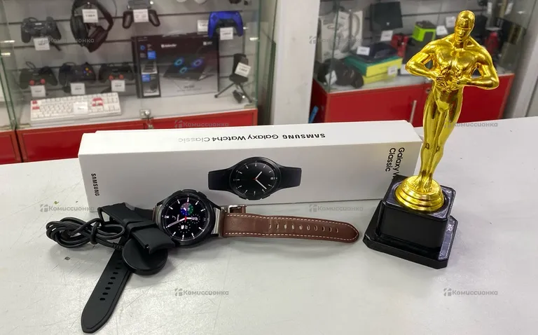 Часы  samsung watch 4 classic