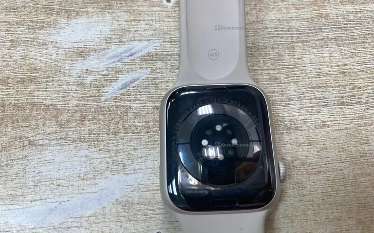 Часы  Apple Watch 7 45mm