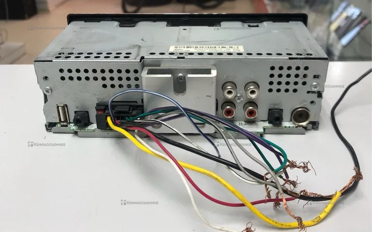 Автомагнитола PIONEER MVH-X460UI