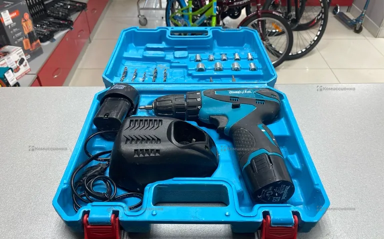 Дрель шуруповерт Makita 330DWE
