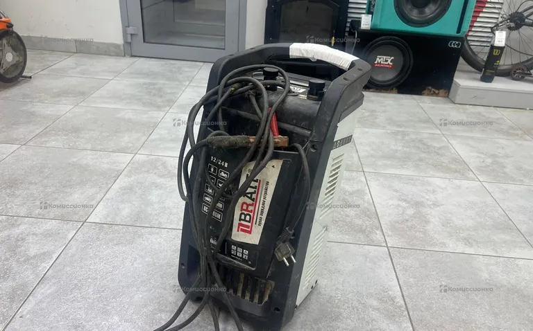 Пусковое зарядное устройство Braint 630sm 12/24
