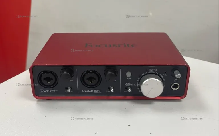 Звуковая карта FocusRite Scarlett 2i2