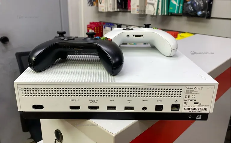 Приставка Xbox One S 512 GB