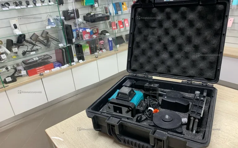 Лазерный уровень Makita 4D 16 lines