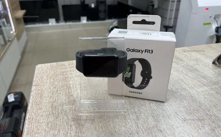 Часы Samsung Galaxy Fit3