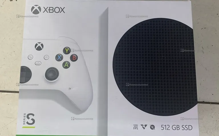 Приставка Xbox Series S 512 ГБ.